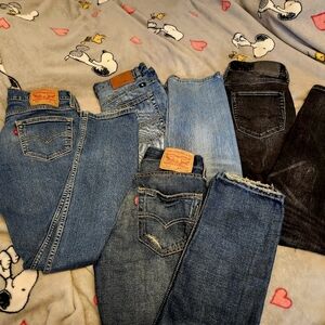 Name Brand Mens 29x32 and 30x32 jeans